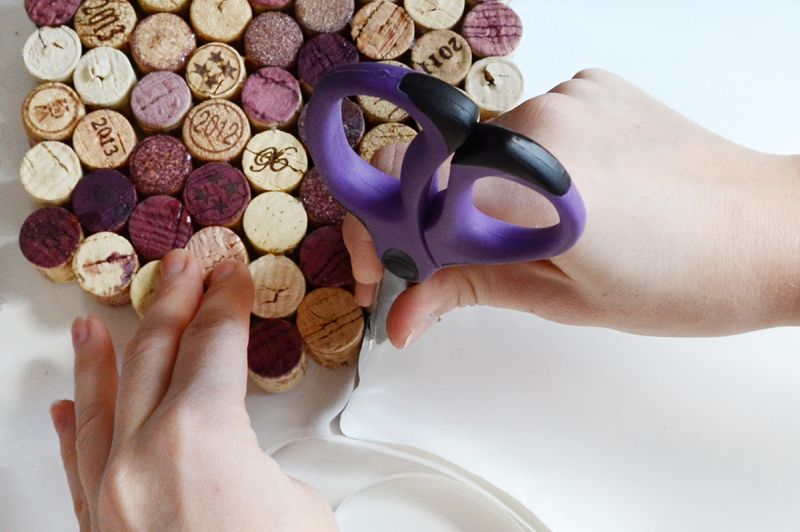 Easy diy wine cork trivet project
