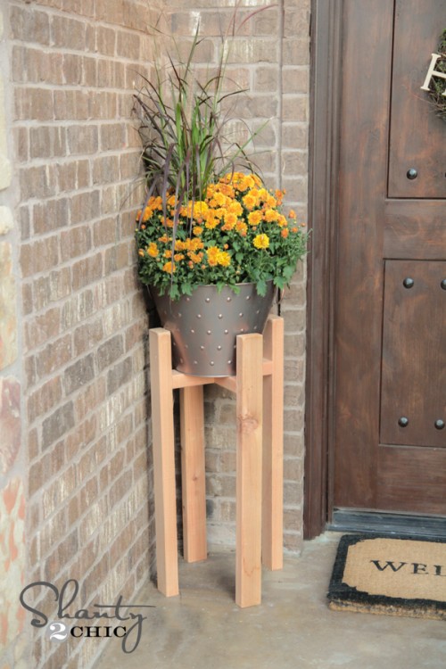23 DIY Plant Stands That Hold The Product of Your Green Thumb