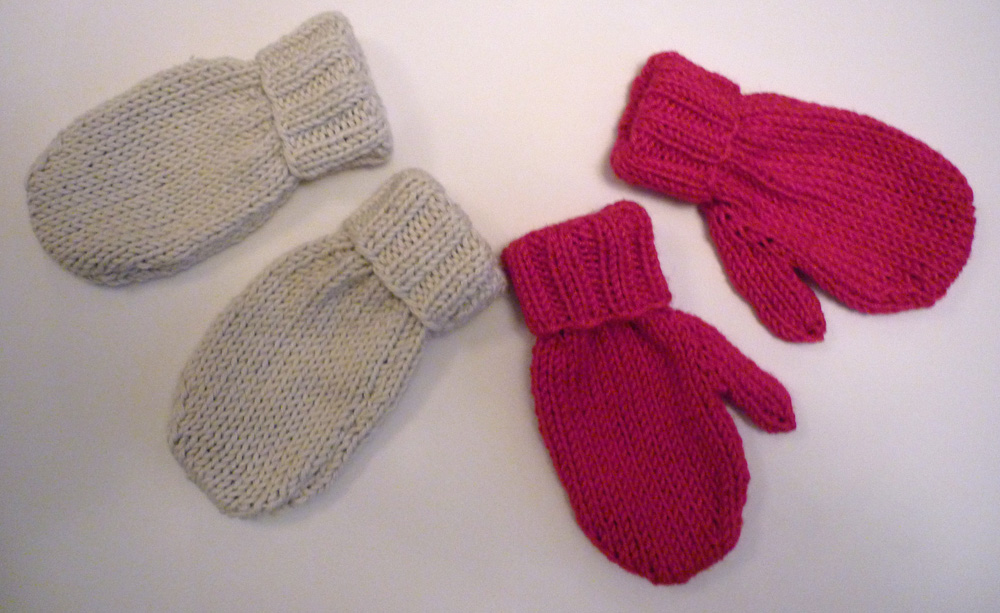 Simple baby mittens