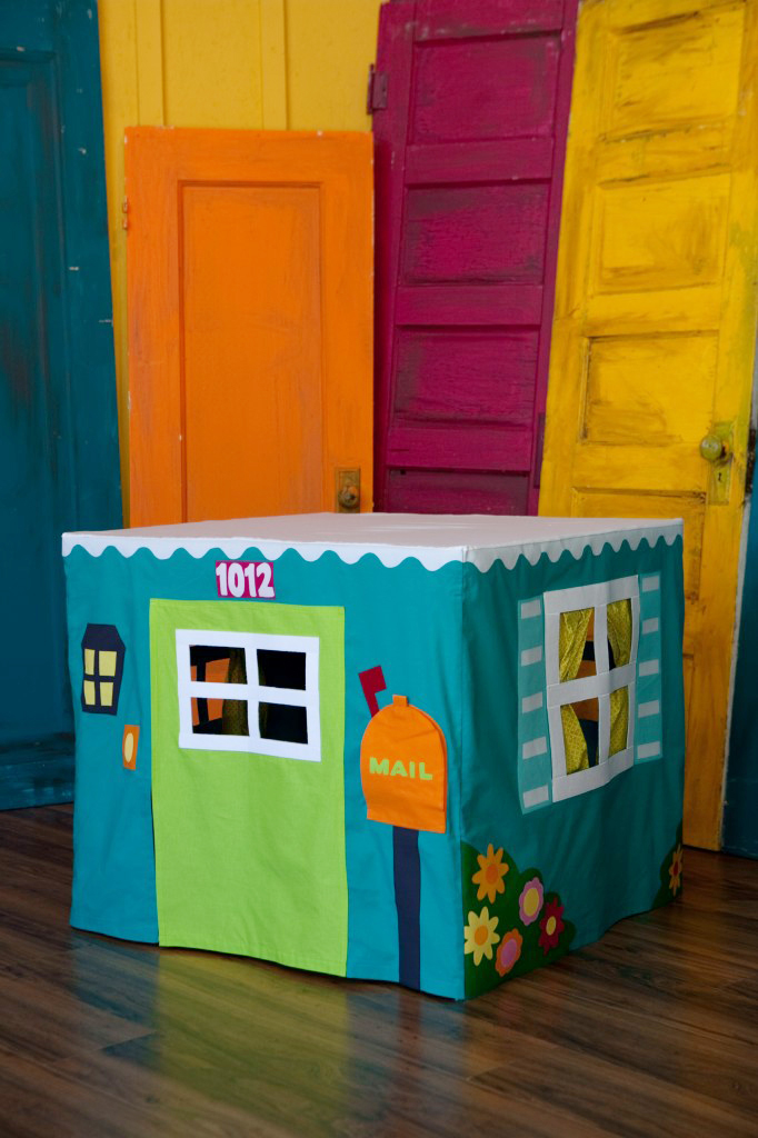 8 card table playhouse pattern
