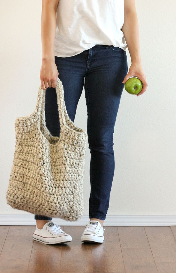 Update Your Wardrobe with these Cute Crochet Purses and Totes