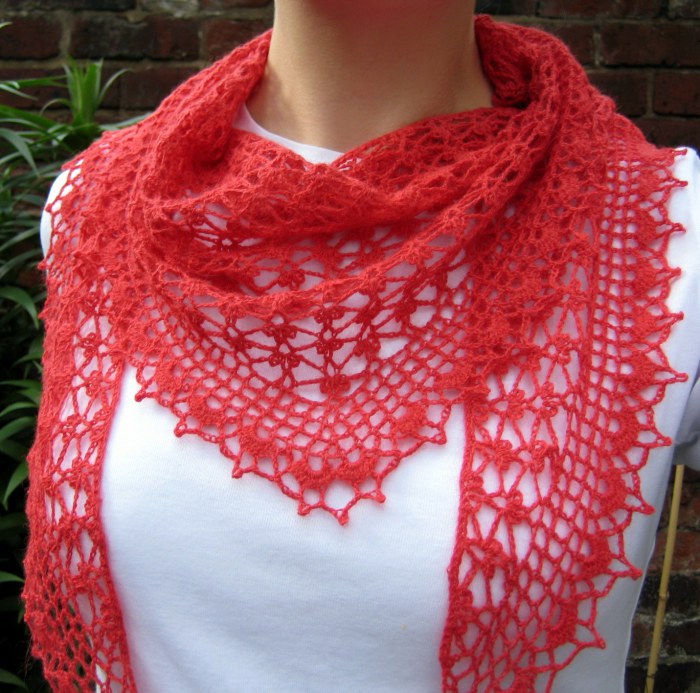 Summer sprigs lace shawl