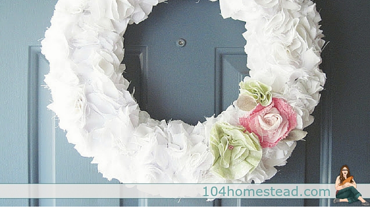 Bed sheet welcome wreath