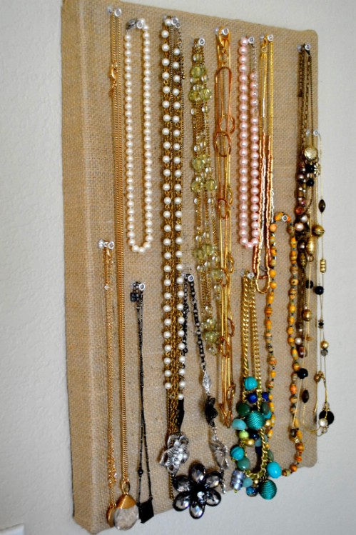 Jewelry organizer 15 Crafty Projects Made with Shoe Boxes
