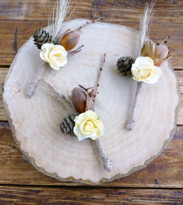 3 rustic boutonniere