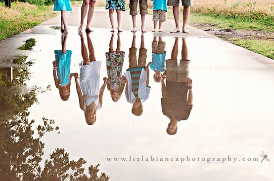 Reflection family photoshoot idea