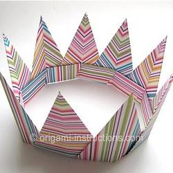 Spiky origami crown