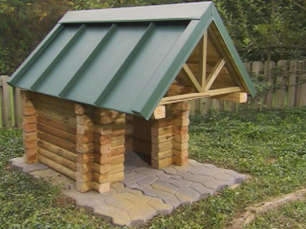 diy log cabin doghouse 21 DIY Dog Houses To Pamper and Spoil Your Furry Friend With