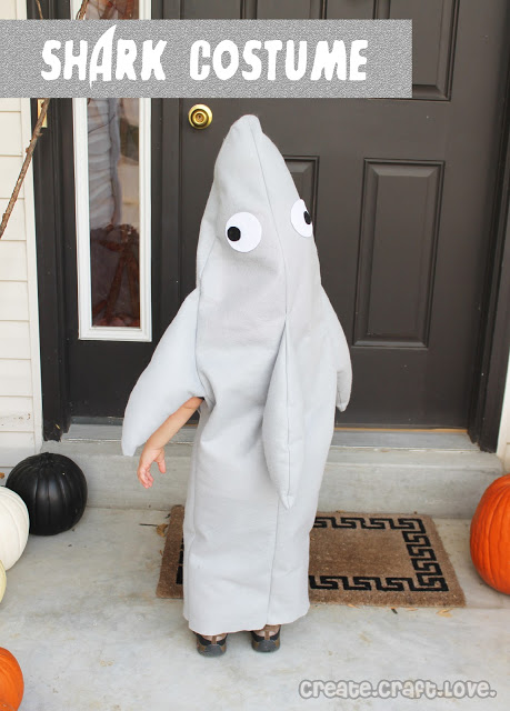 Shark costume diy