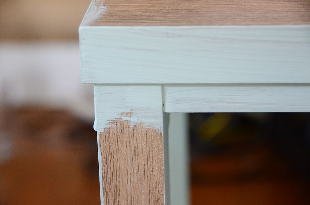 How to paint furniture with chalk paint legs