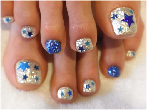Star toe nails