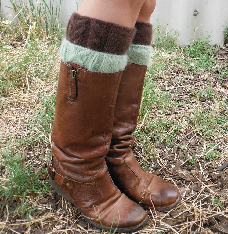 Twivey double boot cuffs