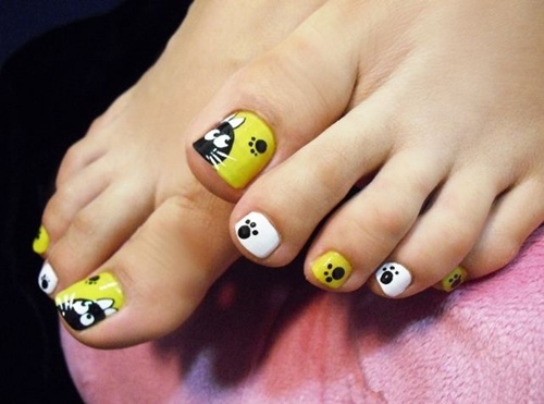 Animal theme toe nail art