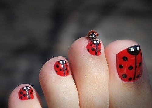 Ladybug toe nails