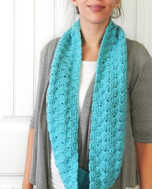 Shell crochet infinity scarf