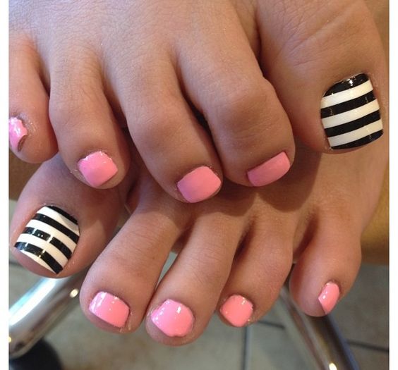 Stripes and solid toe nail design