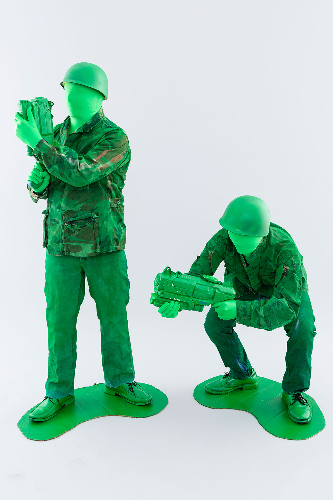 Halloween toy soldiers costumes 25 Halloween Costumes For Couples