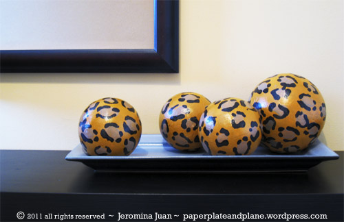 Leopard sphere decor