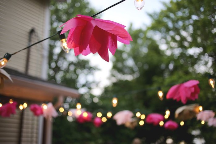 Tissue paper flower patio lights
