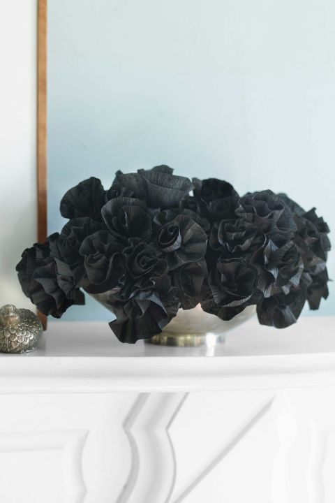Black flower diy