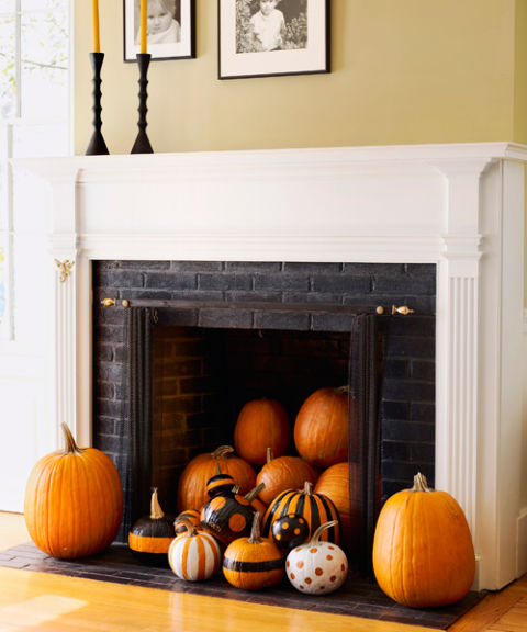 Fireplace pumpkin decor idea