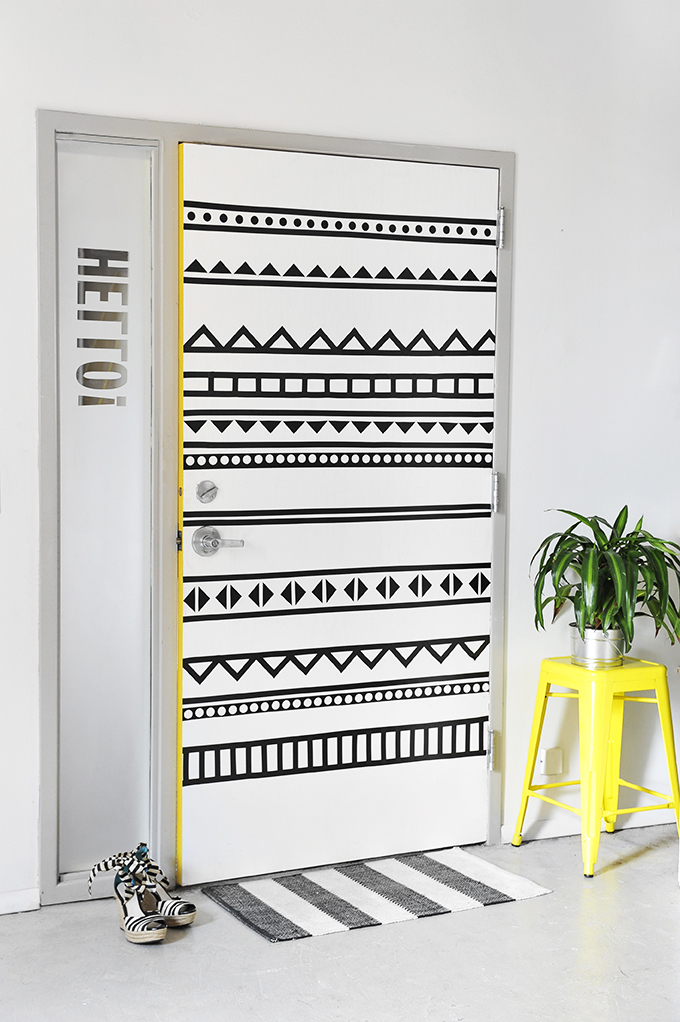 DIY Black and White Graphic Door These 50 DIY Room Decor Tutorials Will Help Transform Your Space In No Time!