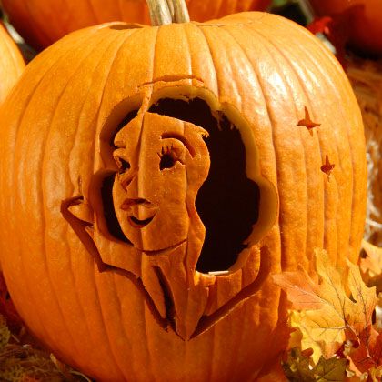 Disney princess carvings 15 Amazing and Inspiring Pumpkin Carving Designs