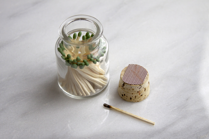 Matchstick jar favour 15 DIY Projects Made from Matchsticks