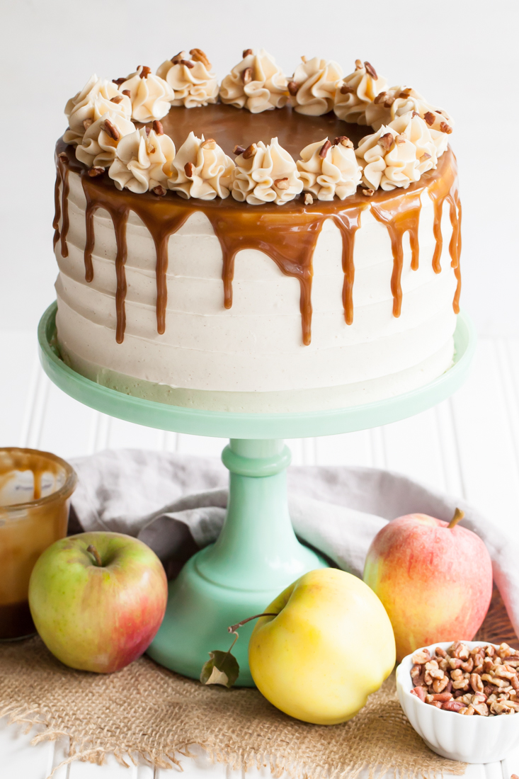 Apple+toffee+crunch+cake+with+spiced+buttercream+and+toffee+glaze 