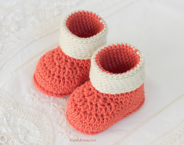 Autumn blaze baby booties crochet pattern 5