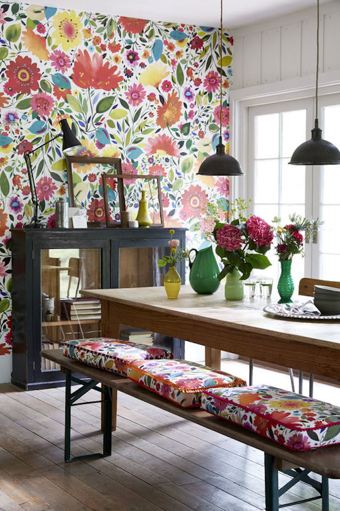 Multi color floral bright wallpaper