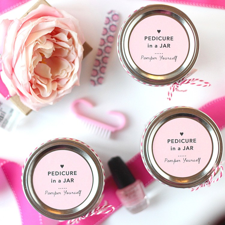 Pedicure in a jar for mom