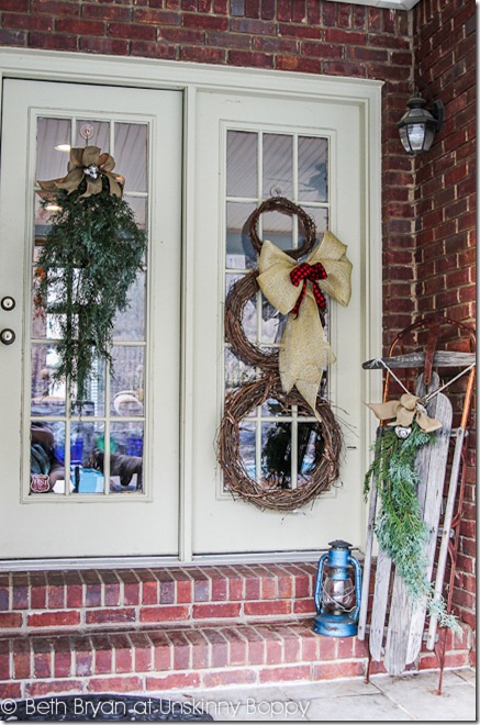 Diy christmas front porch decor ideas with sled