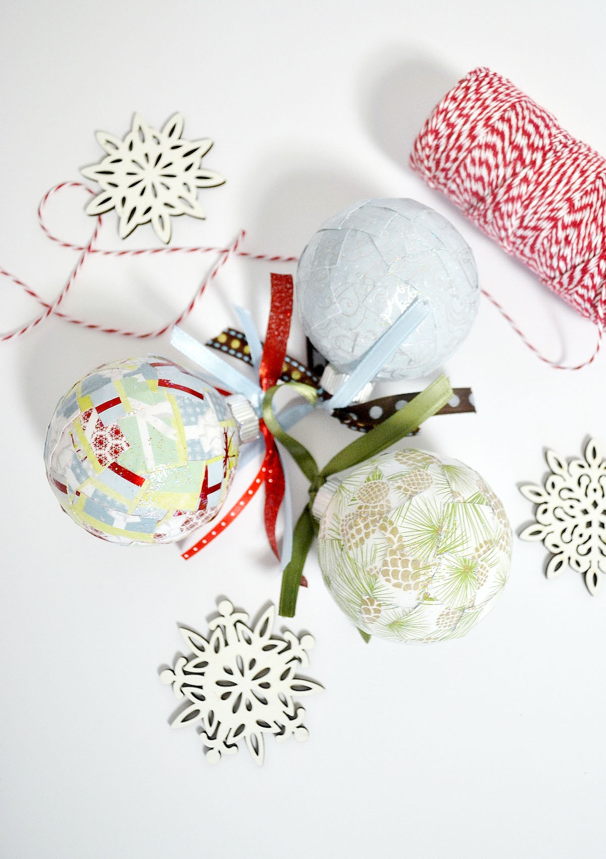Easy paper scrap diy christmas ornaments