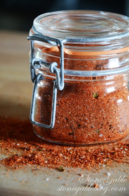 Magic BBQ Rub DIY Surprise Him! Check Out These 50 DIY Christmas Gifts For Your Boyfriend!