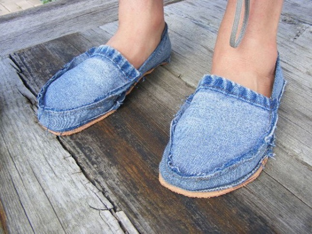 Recycled jean footwear Trendy Ways to Repurpose Old Jeans