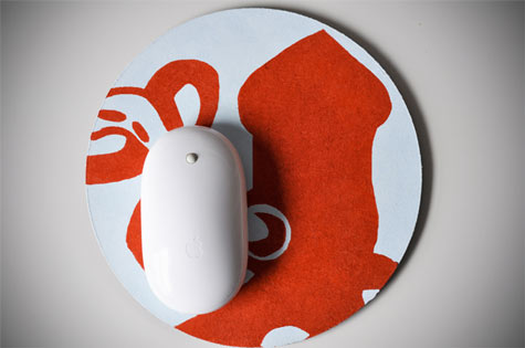 Diy hand printed mouse pad