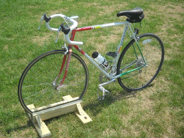 Simple diy bike rack