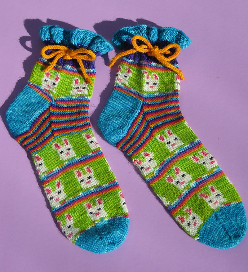 Easter bunny sock pattern