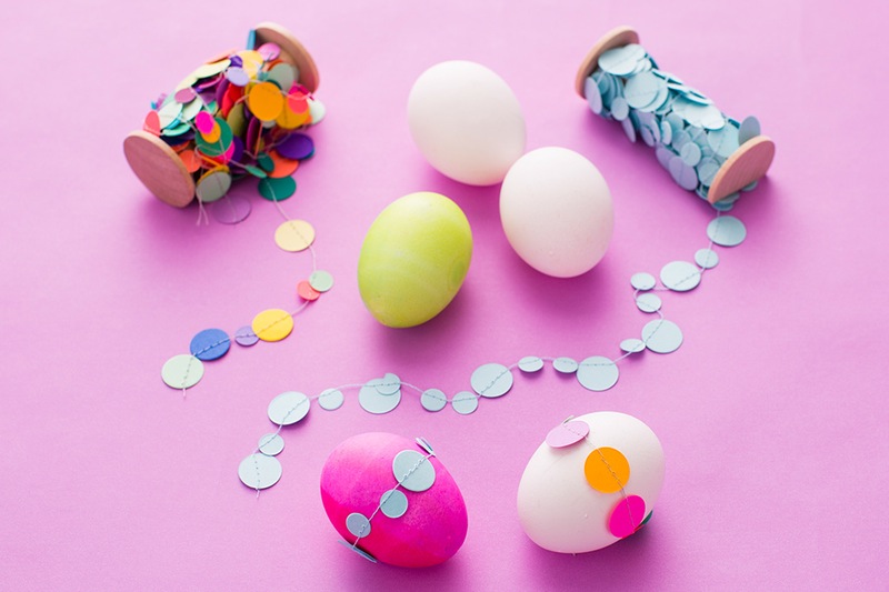 Paper garland for your easter eggs diy