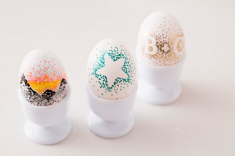 Pointillism Easter Egg DIY 50 Cool Easter Eggs To Try and Recreate At Home With The Family