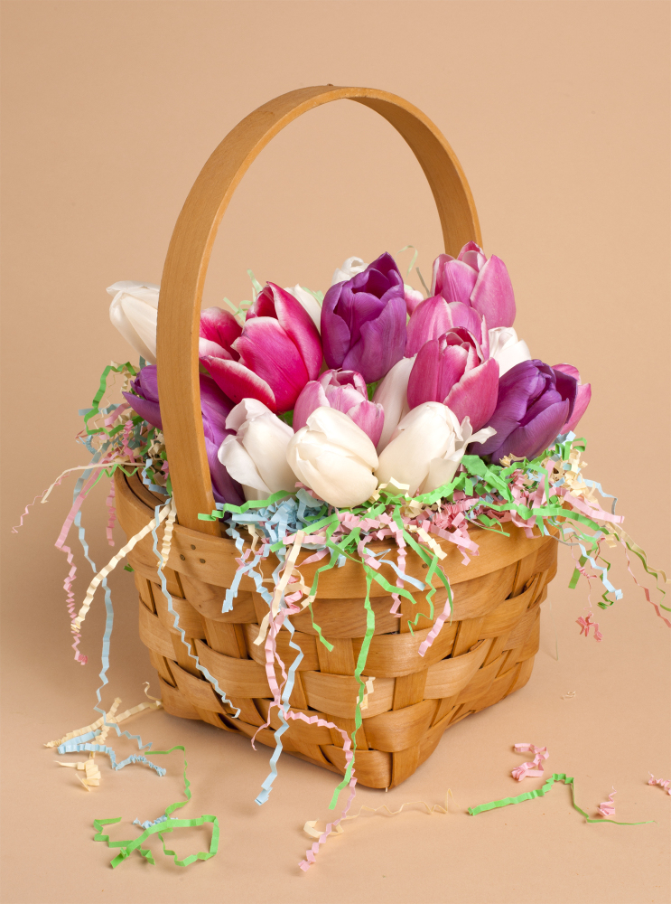 Tulips in a basket diy centerpiece