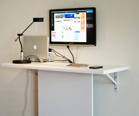 functional diy standing desk These 18 DIY Wall Mounted Desks Are The Perfect Space Saving Solution