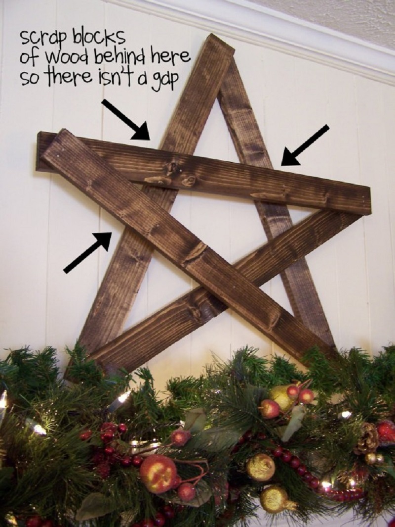 Mantle star from reclaimed wood