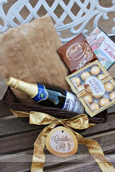 Diy cuddle for two gift basket