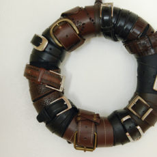 Leather belt wall wreath 230x230 15 Simple Ideas of How to Reuse Your Old Belts