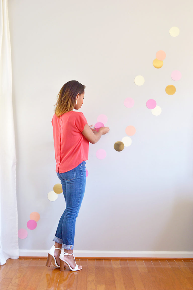 Party confetti wall circle cutter