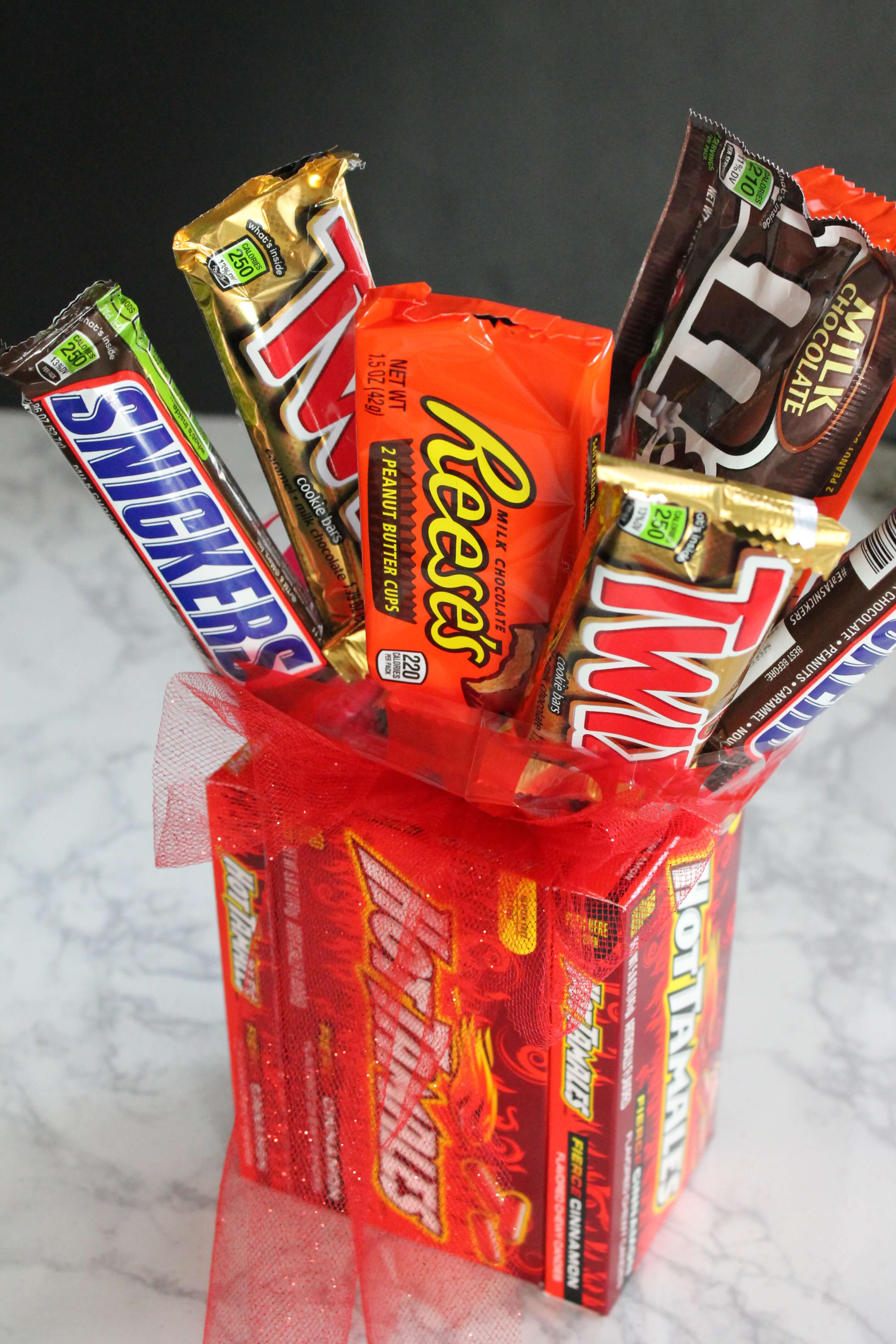 Celebrate With These 20 DIY Candy Bouquets! – OBSiGeN