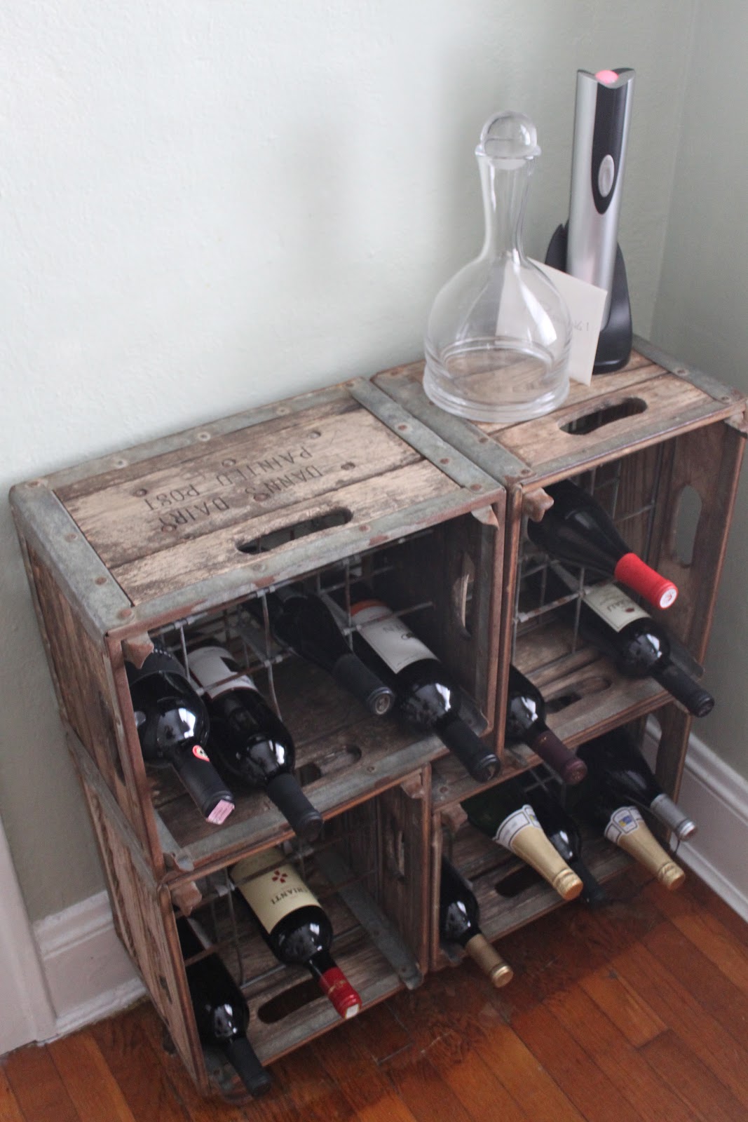 Diy pallet wine rack
