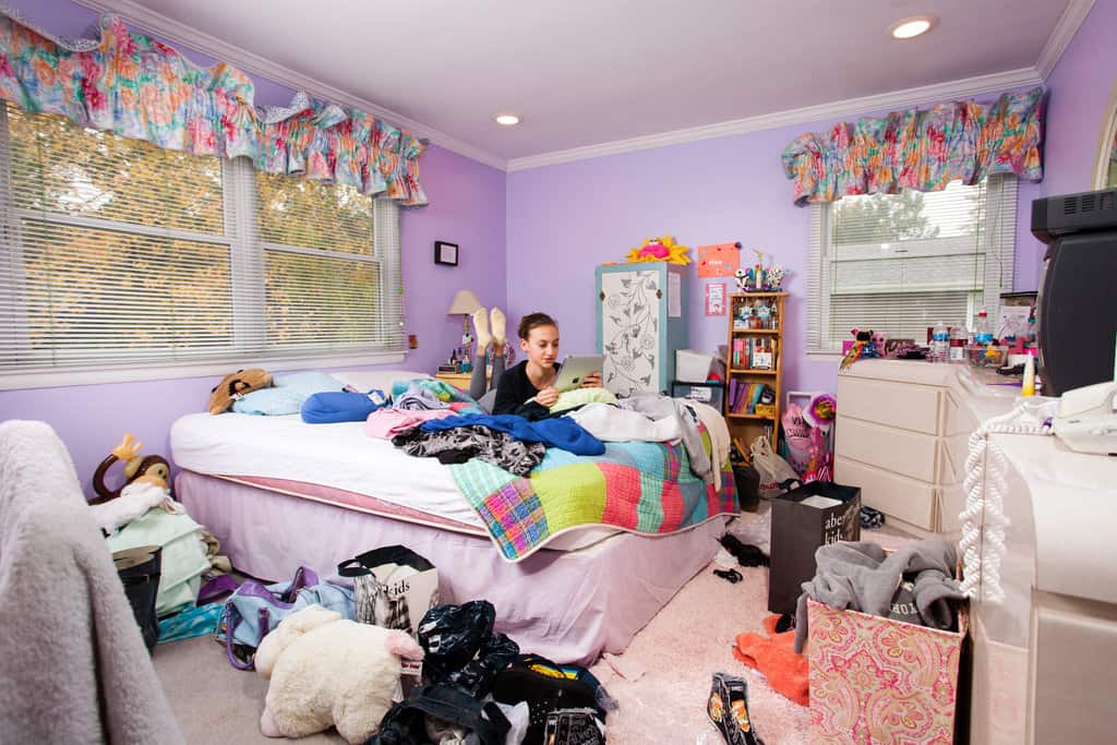Declutter teen bedroom